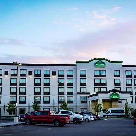 Wingate By Wyndham Calgary Airport Hotel Exterior foto